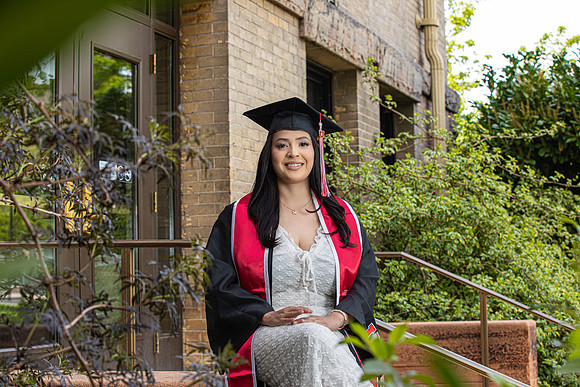 LICIA GRAD-8