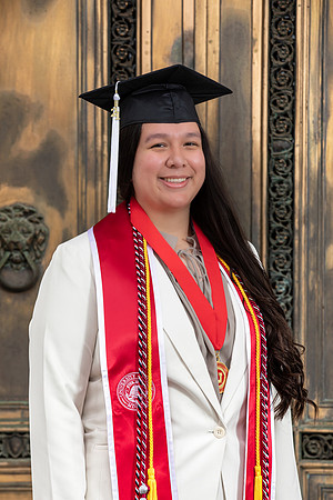Sinndy Grad Portraits-37