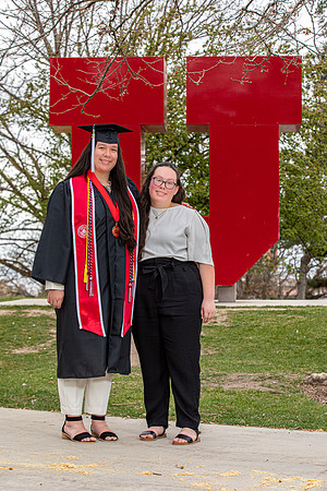 Sinndy Grad Portraits-24