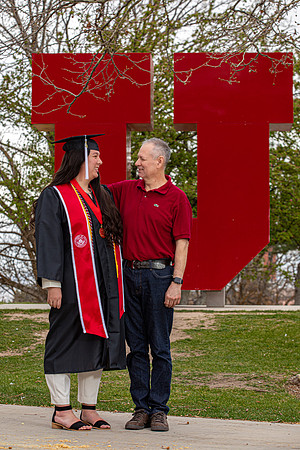 Sinndy Grad Portraits-19