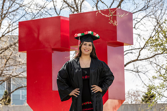 Brenda Grad Portraits-6