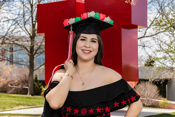 Brenda Grad Portraits-15