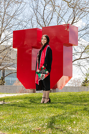 Brenda Grad Portraits-24