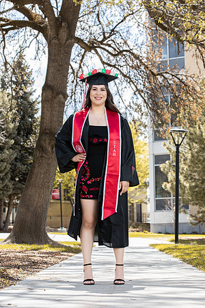 Brenda Grad Portraits-28