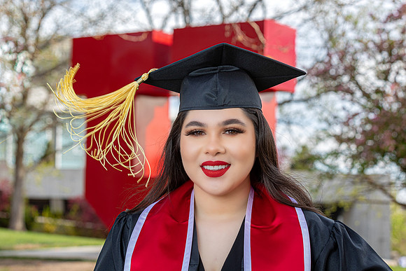 Jennifer Grad 2021-19
