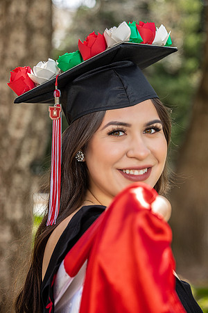 Brenda Grad Portraits-37
