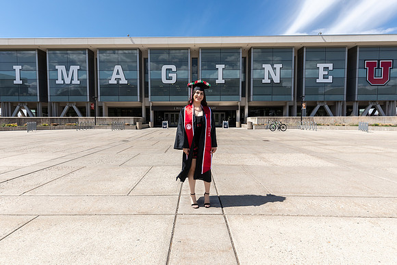 Brenda Grad Portraits-2
