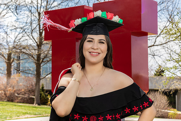 Brenda Grad Portraits-16