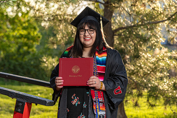 Jazmin G. Grad 2021-62