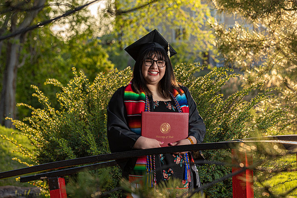Jazmin G. Grad 2021-70