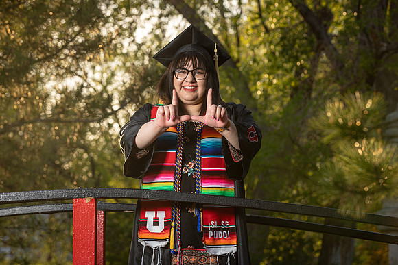 Jazmin G. Grad 2021-85