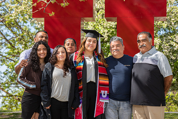 Mariela Grad 2021-12