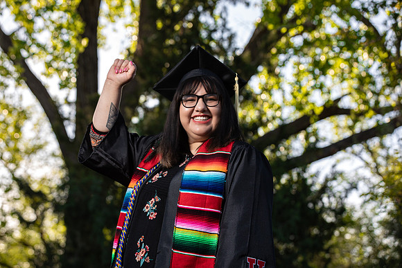 Jazmin G. Grad 2021-43