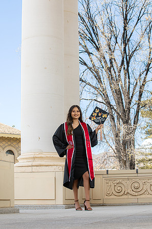 Aranza Grad Portraits-3