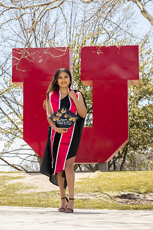 Aranza Grad Portraits-31