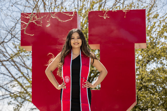 Aranza Grad Portraits-32