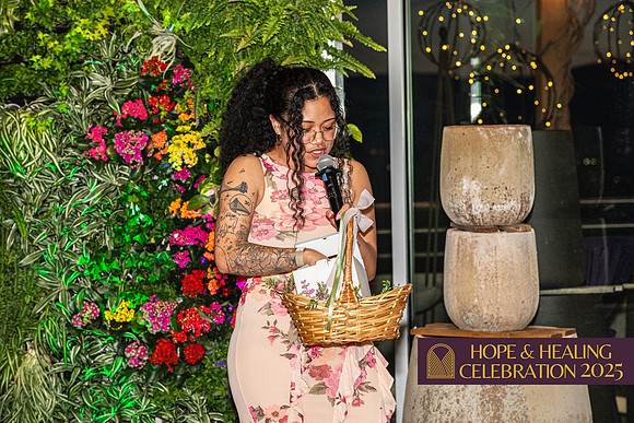 H&H Celebration 25-108