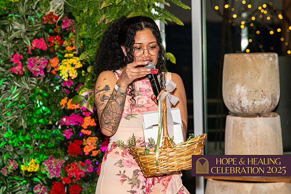 H&H Celebration 25-109