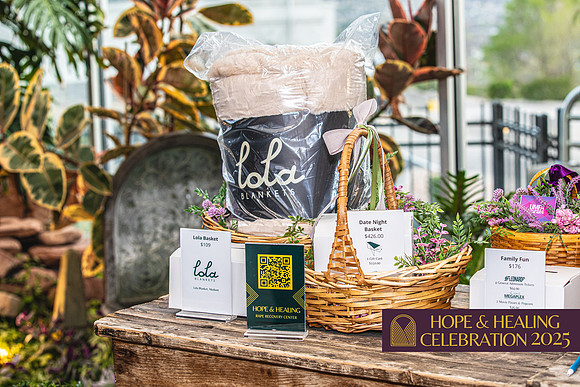 H&H Celebration 25-43