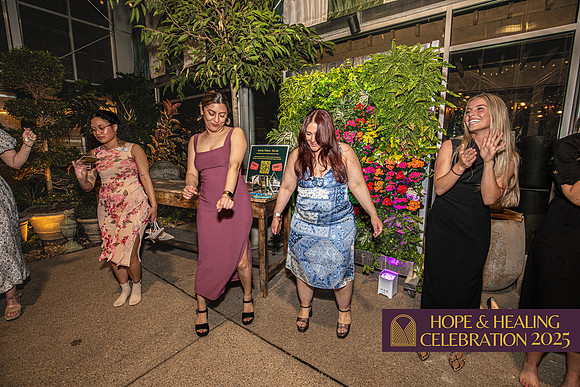 H&H Celebration 25-140